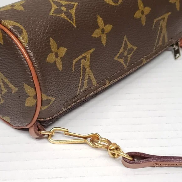 Louis Vuitton Mini Papillon Pouch  Monogram lux150-092625 - Picture 6 of 16